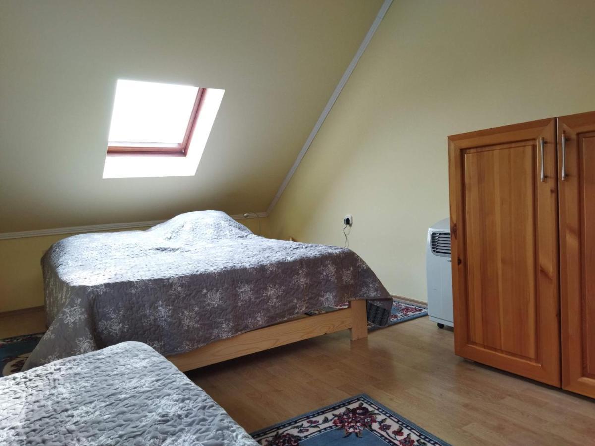 Naszaly Kapuja Vendeghaz Apartment Kosd Bagian luar foto