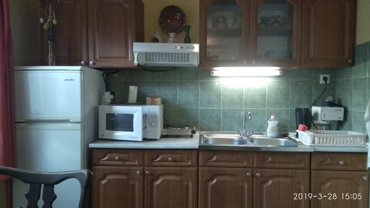 Naszaly Kapuja Vendeghaz Apartment Kosd Bagian luar foto