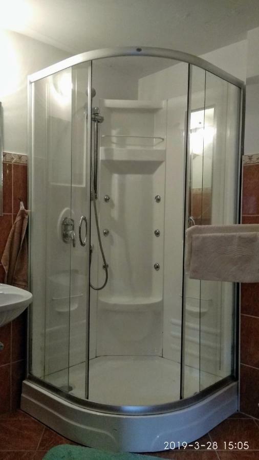 Naszaly Kapuja Vendeghaz Apartment Kosd Bagian luar foto